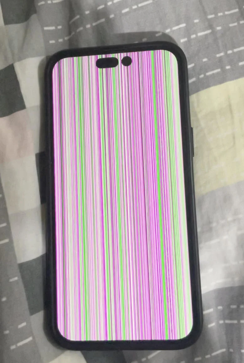 iphone-14-pro-green-white-line